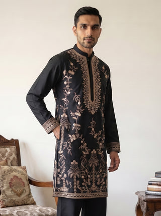 MenÃ¢â‚¬â„¢s Japanese Fabric Embroidered Kurta