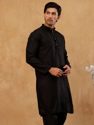 Men's Silk Blend Thread Work Kurta