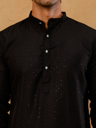 Men's Silk Blend Thread Work Kurta