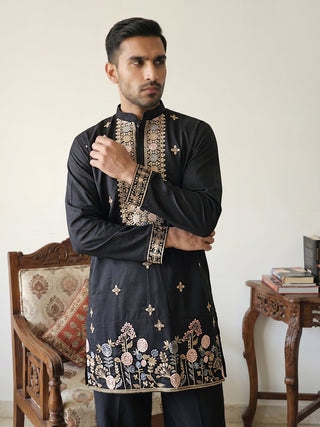 Cotton Blend Floral Embroidered Kurta