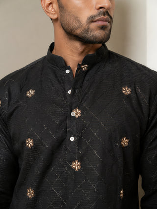 Premium Printed & Thread Work Kurta