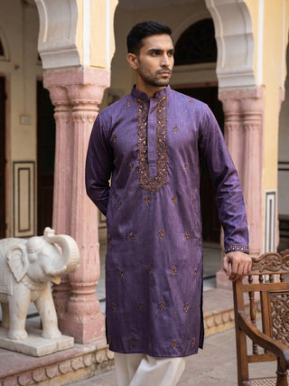Men's Cotton Blend Embroidered Kurta