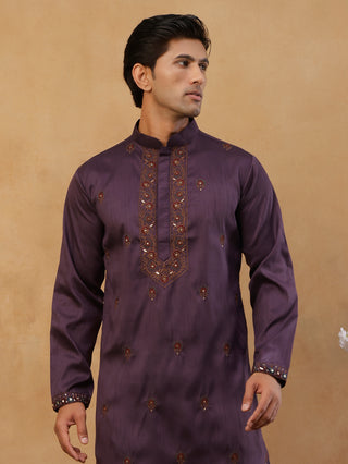 Men's Cotton Blend Embroidered Kurta