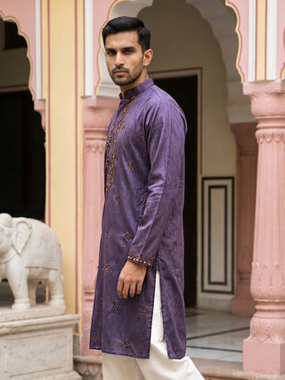 Men's Cotton Blend Embroidered Kurta