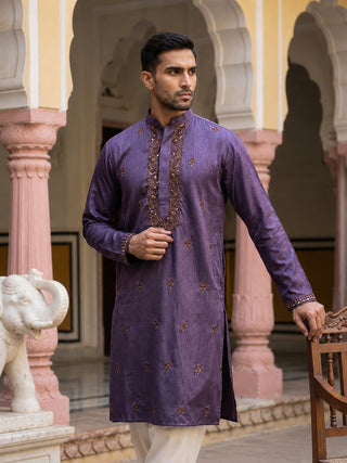 Men's Cotton Blend Embroidered Kurta