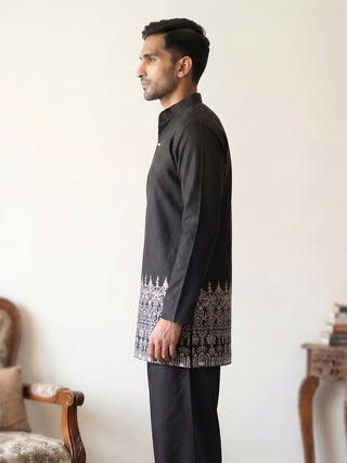 Men's Ethnic Printed & Thread Work Kurtas