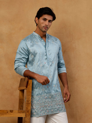 Men's Silk Blend Embroidered Kurta