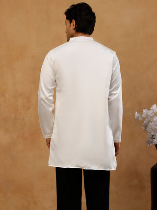 Men's Silk Blend Embroidered Kurta