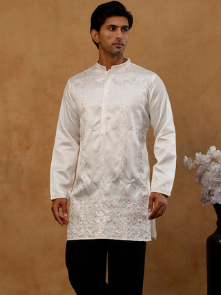 Men's Silk Blend Embroidered Kurta