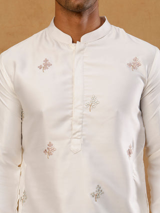 Silk Blend Embroidered Kurta for Men