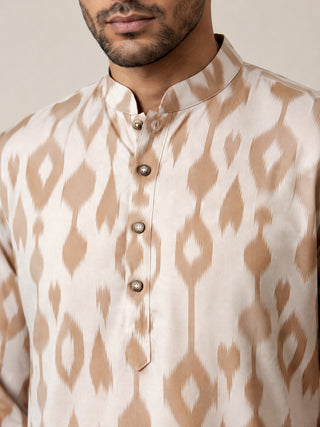 Men Cotton Blend Ikat Printed Kurta