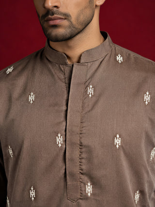 Cotton Blend Ethnic Embroidered Kurta
