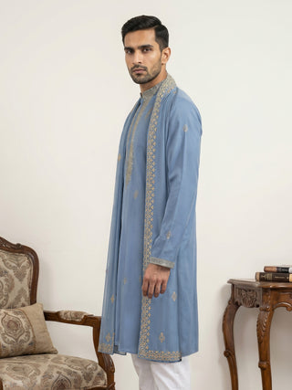 Men’s Traditional Thread Embroidered Kurta & Dupatta