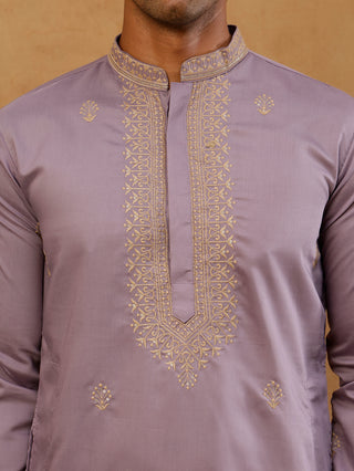 Men’s Festive Embroidered Kurta & Dupatta