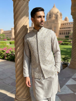 Men’s Kurta Pyjama with Embroidered Waistcoat