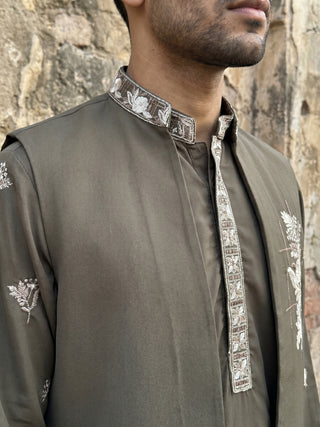 Japanese Fabric Floral Embroidered Kurta Pyjama & Waistcoat Set