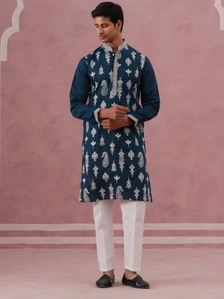 Silk Blend Ethnic Embroidered Kurta Pyjama for Men