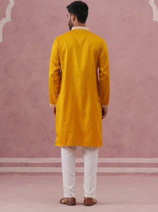 Men’s Ethnic Silk Blend Embroidered Kurta Set