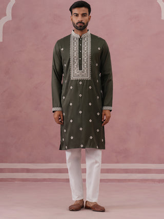 Men’s Ethnic Silk Blend Embroidered Kurta Set