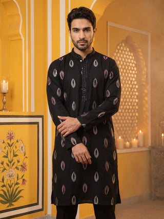 Festive Silk Blend Embroidered Kurta Set