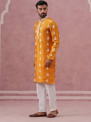 Men’s Embroidered Silk Blend Kurta Pyjama
