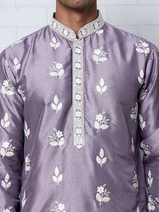 Men’s Embroidered Silk Blend Kurta Pyjama