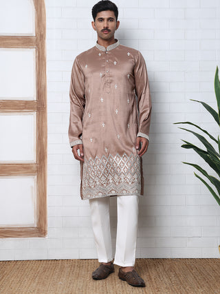 Traditional Silk-Blend Kurta Pyjama with Embroidery