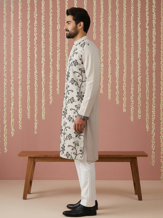 Men’s Silk Blend Embroidered Kurta Pyjama