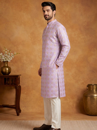 Men Cotton Blend Kurta Pyjama with Foil Print