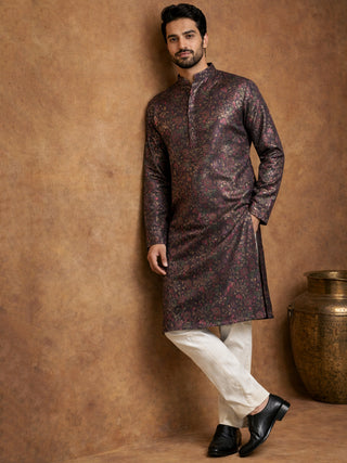 Men Cotton Blend Kurta Pyjama with Foil Print