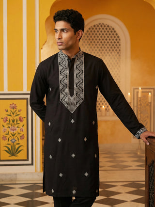 Embroidered Silk Blend Straight Kurta Pyjama
