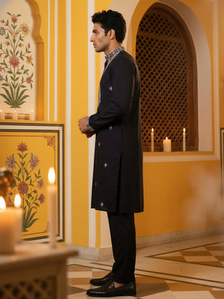 Embroidered Silk Blend Straight Kurta Pyjama