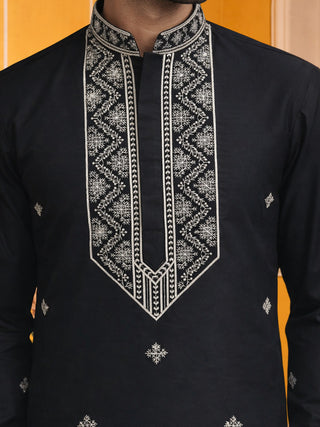 Embroidered Silk Blend Straight Kurta Pyjama