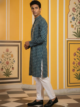 Embroidered Cotton Blend Kurta with Pyjama