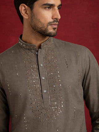 Men Japanese Imported Embroidered Kurta Set