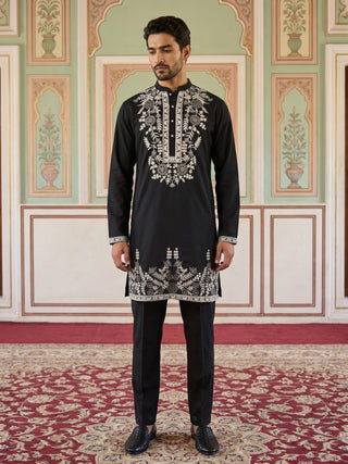 Men Japanese Fabric Embroidered Kurta Set