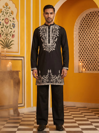 Men Japanese Fabric Embroidered Kurta Set