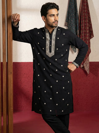 Men Japanese Black Embroidered Kurta Set