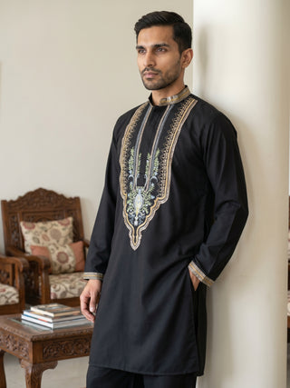 Black Cotton Blend Ethnic Embroidered Kurta with Korean Pants