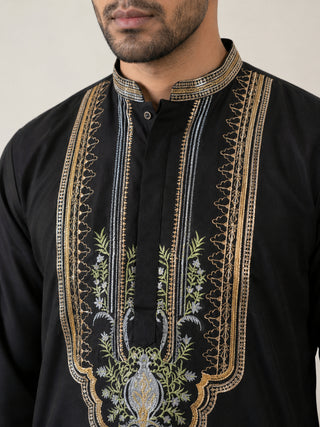 Black Cotton Blend Ethnic Embroidered Kurta with Korean Pants