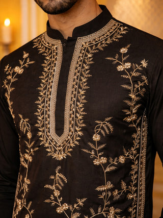 Men’s Imported Japanese Embroidered Kurta Pyjama Set