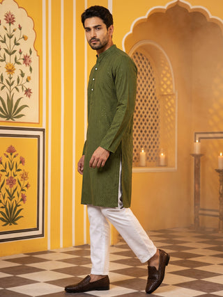 Men’s Silk Blend Thread Work Kurta Set