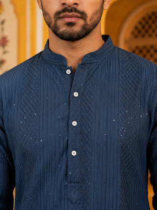 Men’s Silk Blend Thread Work Kurta Set