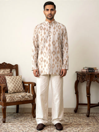 Men Cotton Blend Ikat Printed Kurta With Korean Pants