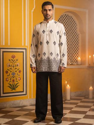 Cotton Blend Ethnic Printed Kurta With Korean Pants