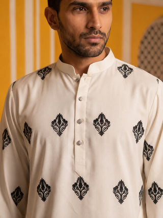 Cotton Blend Ethnic Printed Kurta With Korean Pants