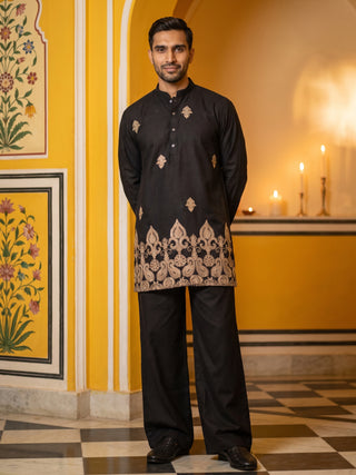 Embroidered Cotton Blend Short Kurta