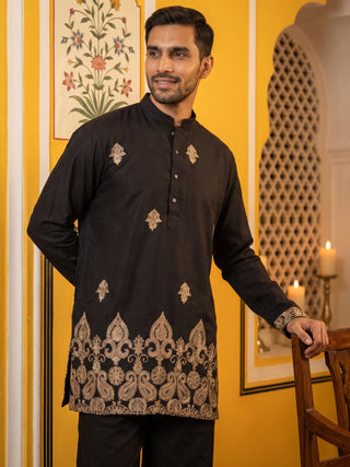 Embroidered Cotton Blend Short Kurta With Korean Pant