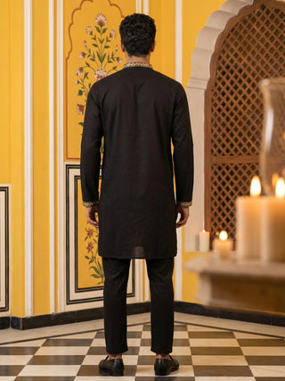 Men’s Classic Kurta Set with Rich Hemline Embroidery