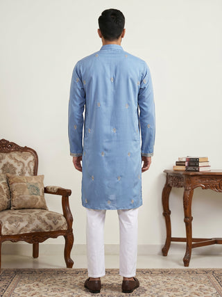 Men's Traditional Thread Embroidered Kurta Set & Dupatta